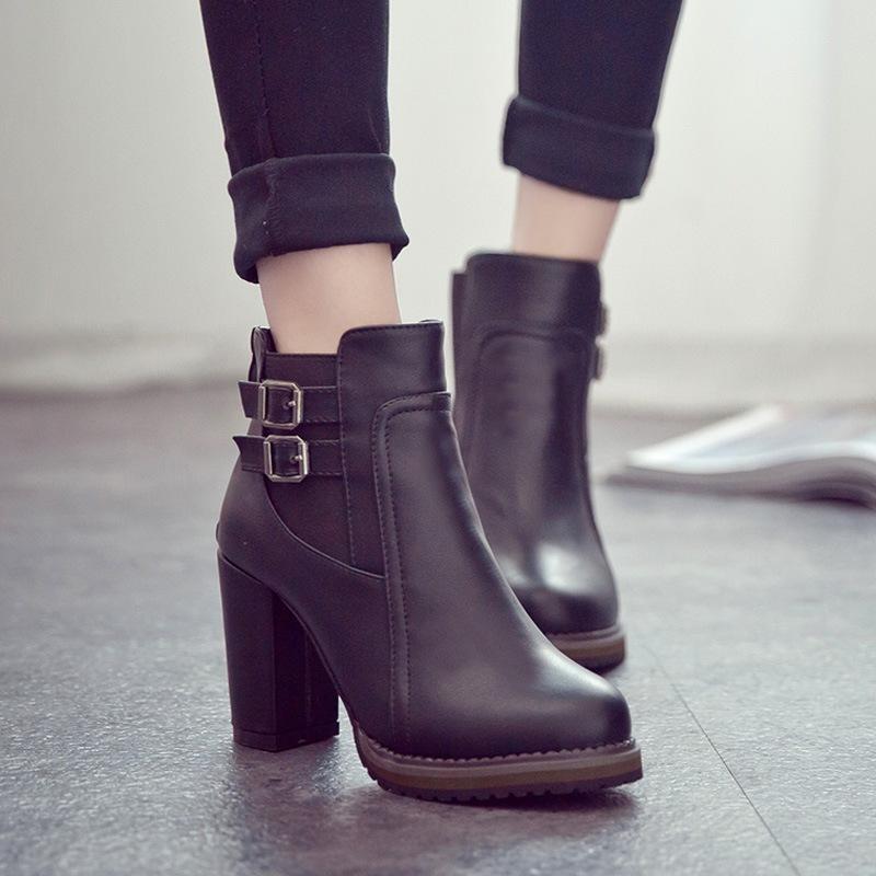 Pointed Toe Hasp Middle Chunky Heels Short Boots