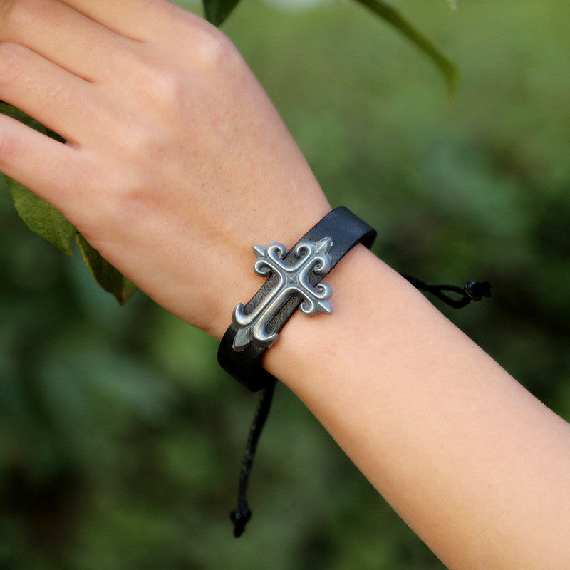 Personality Cross Decorate Leather Bracelet