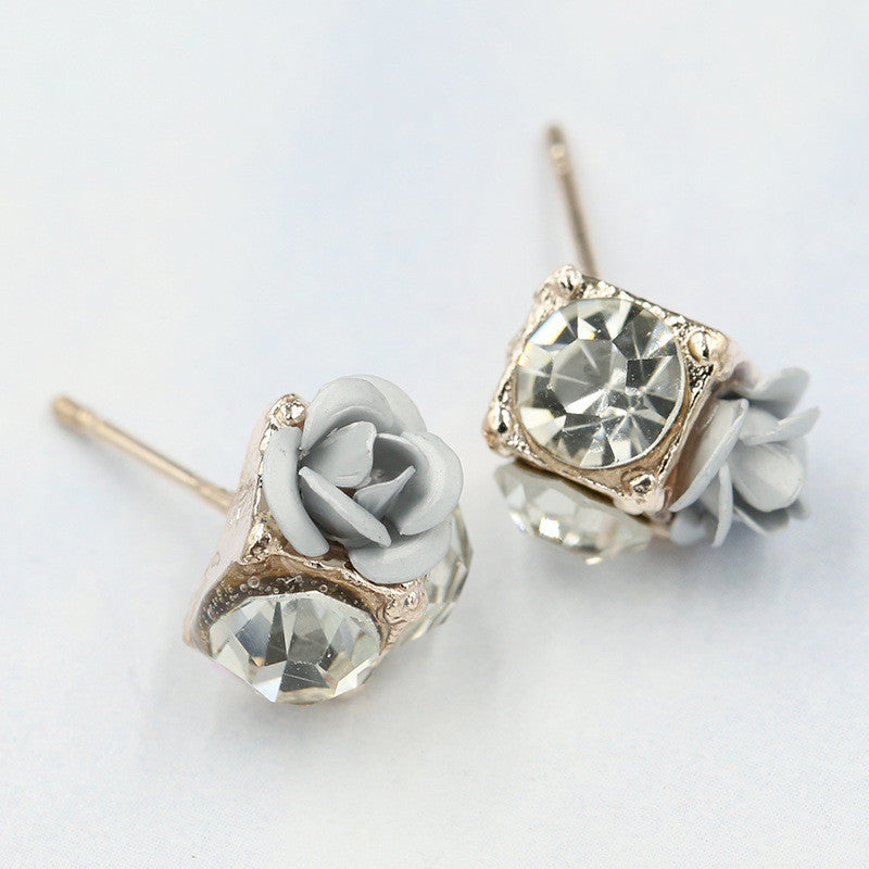 Ceramic Roses Diamond Earring