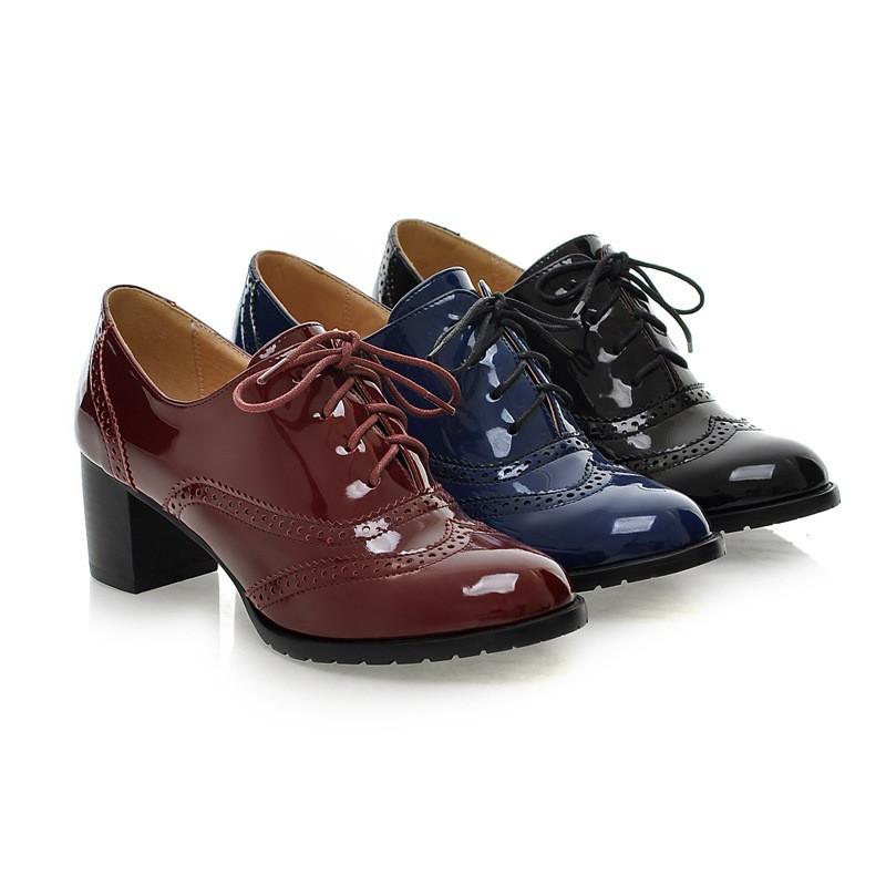Lace Hollow Out Patent Leather Oxford Shoes