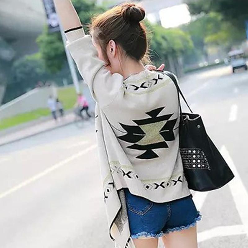 V-neck Pure Color Long Sleeves Geometry Print Cardigan
