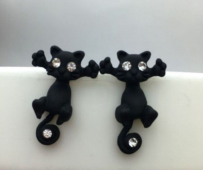 Creative Lovely Cat Stud Earrings