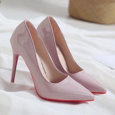 Elegant Patent Leather Pointed Toe Pumps